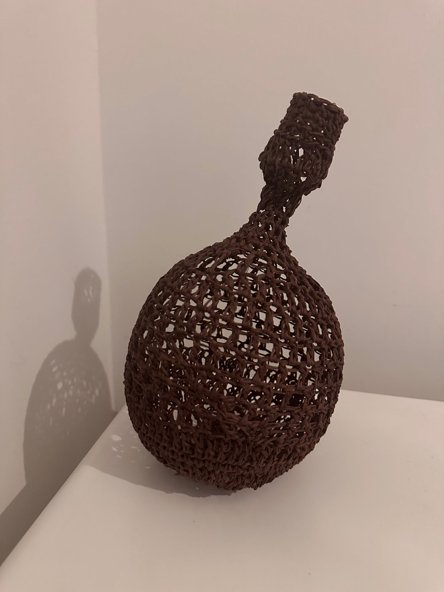 Brown jar * Fragile collection